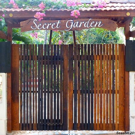 Secret Garden Resort Patnem Beach ภายนอก รูปภาพ